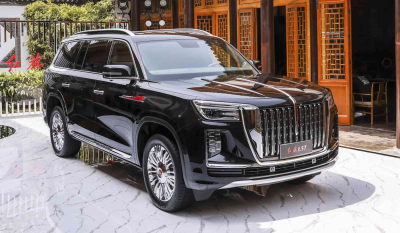 Սանկտ Պետերբուրգում ցուցադրվել է Hongqi LS7 ամենագնացը